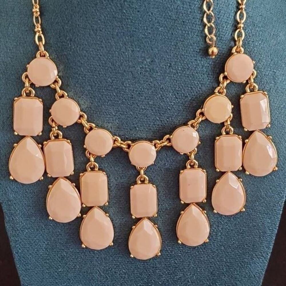 Kate Spade Riviera Garden Bib Necklace Blush Pink Gold Plated Setting - Picture 5 of 5